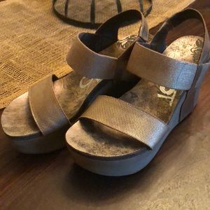 OTBT shoes in good condition slight worn